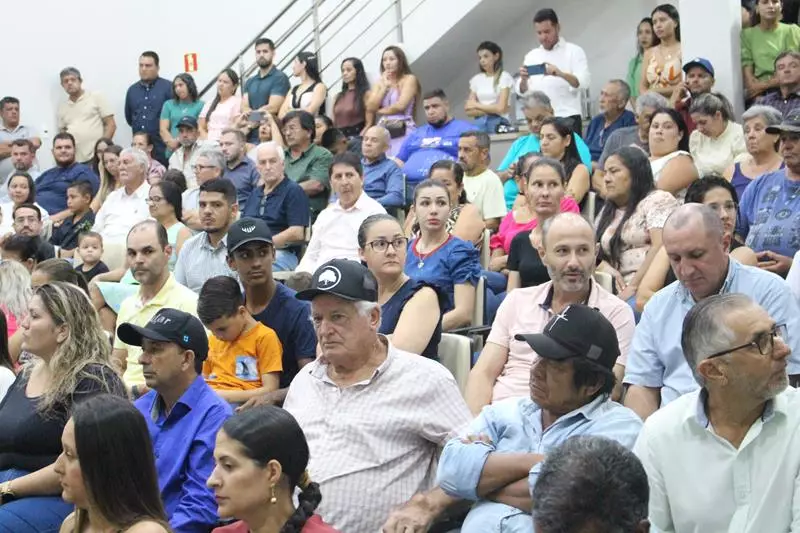 Convenções lançam Hélio Acosta para prefeito e Alfredo Soares para vice em Paranhos