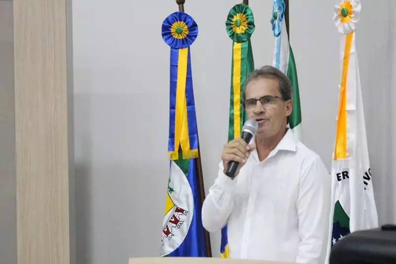 Convenções lançam Hélio Acosta para prefeito e Alfredo Soares para vice em Paranhos
