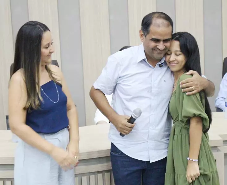 Convenções lançam Hélio Acosta para prefeito e Alfredo Soares para vice em Paranhos