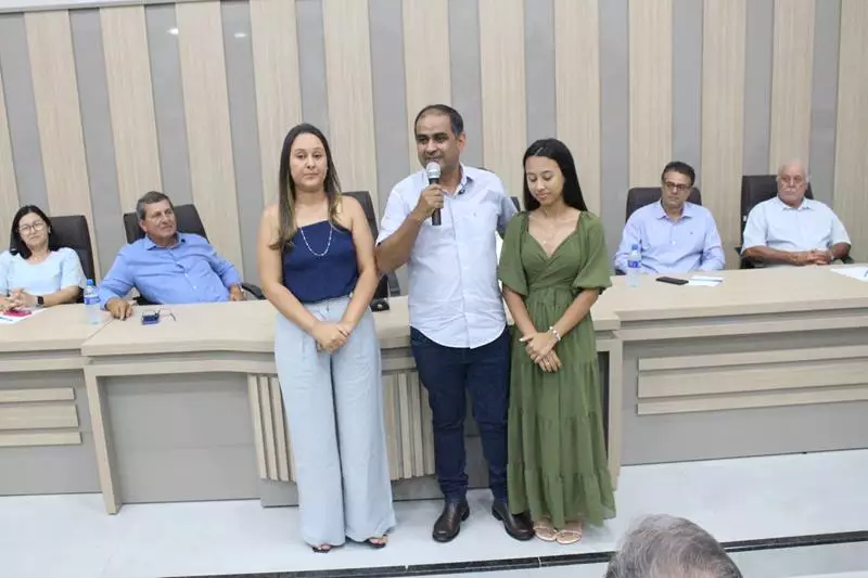 Convenções lançam Hélio Acosta para prefeito e Alfredo Soares para vice em Paranhos