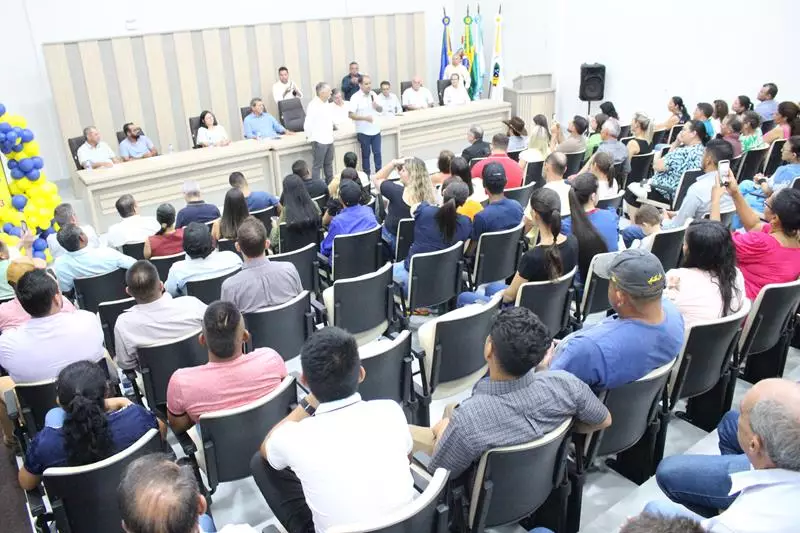 Convenções lançam Hélio Acosta para prefeito e Alfredo Soares para vice em Paranhos