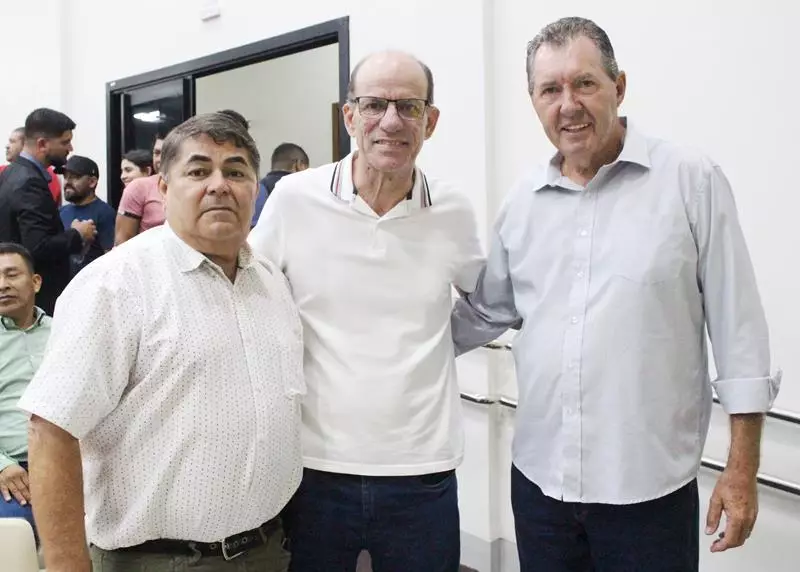 Convenções lançam Hélio Acosta para prefeito e Alfredo Soares para vice em Paranhos