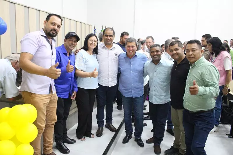 Convenções lançam Hélio Acosta para prefeito e Alfredo Soares para vice em Paranhos