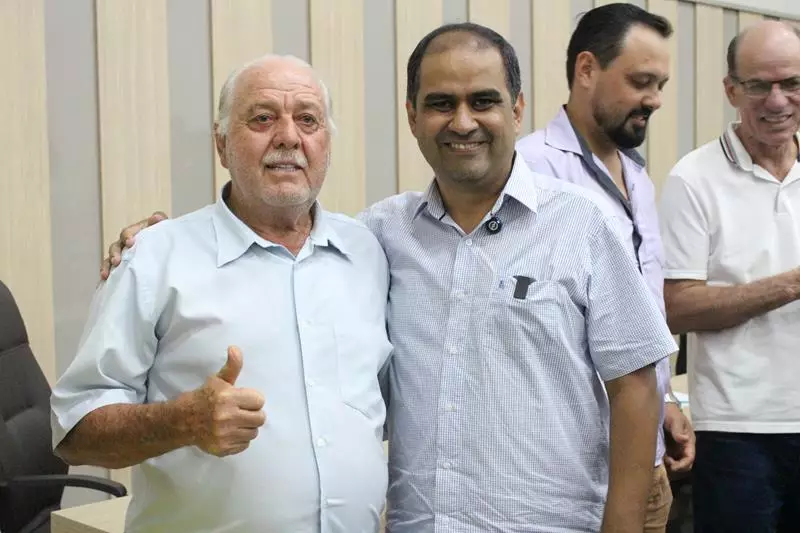 Convenções lançam Hélio Acosta para prefeito e Alfredo Soares para vice em Paranhos