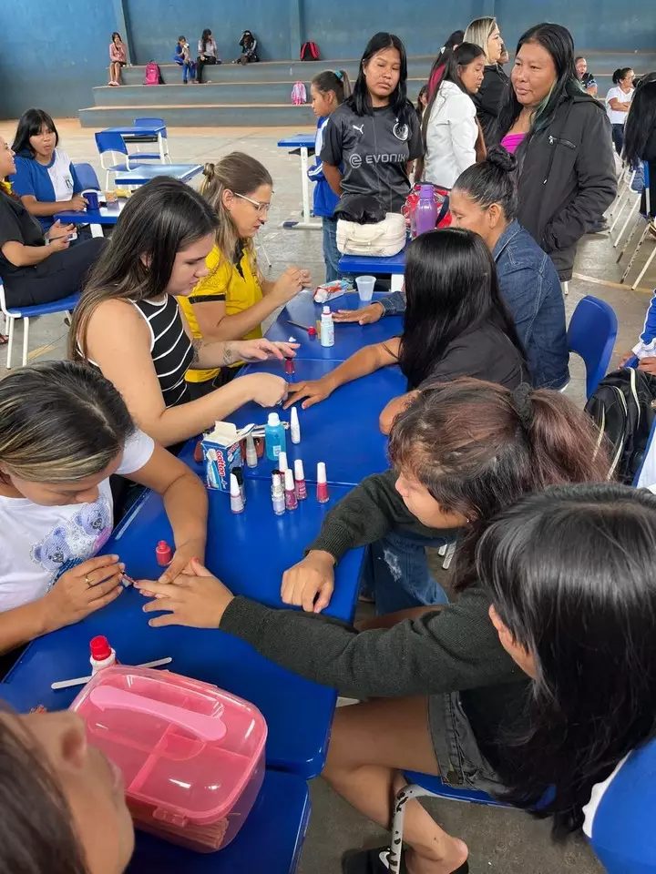 Cuidado, cultura e autoestima: ação valoriza mulheres Guarani Kaiowá nas aldeias de Amambai Cuidado, cultura e autoestima: ação valoriza mulheres Guarani Kaiowá nas aldeias de Amambai