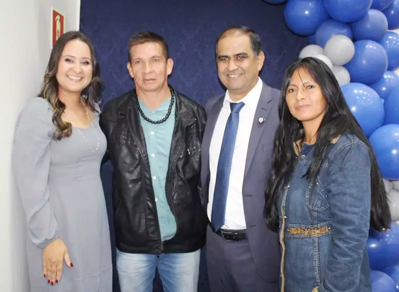 Ato na Câmara Municipal marca posse de Hélio Acosta e Alfredo Soares como prefeito e vice em Paranhos Ato na Câmara Municipal marca posse de Hélio Acosta e Alfredo Soares como prefeito e vice em Paranhos