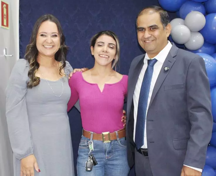 Ato na Câmara Municipal marca posse de Hélio Acosta e Alfredo Soares como prefeito e vice em Paranhos Ato na Câmara Municipal marca posse de Hélio Acosta e Alfredo Soares como prefeito e vice em Paranhos