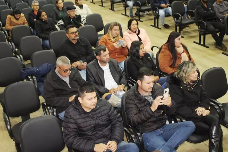 Reunião envolvendo Poder Público e sociedade discute segurança pública em Coronel Sapucaia