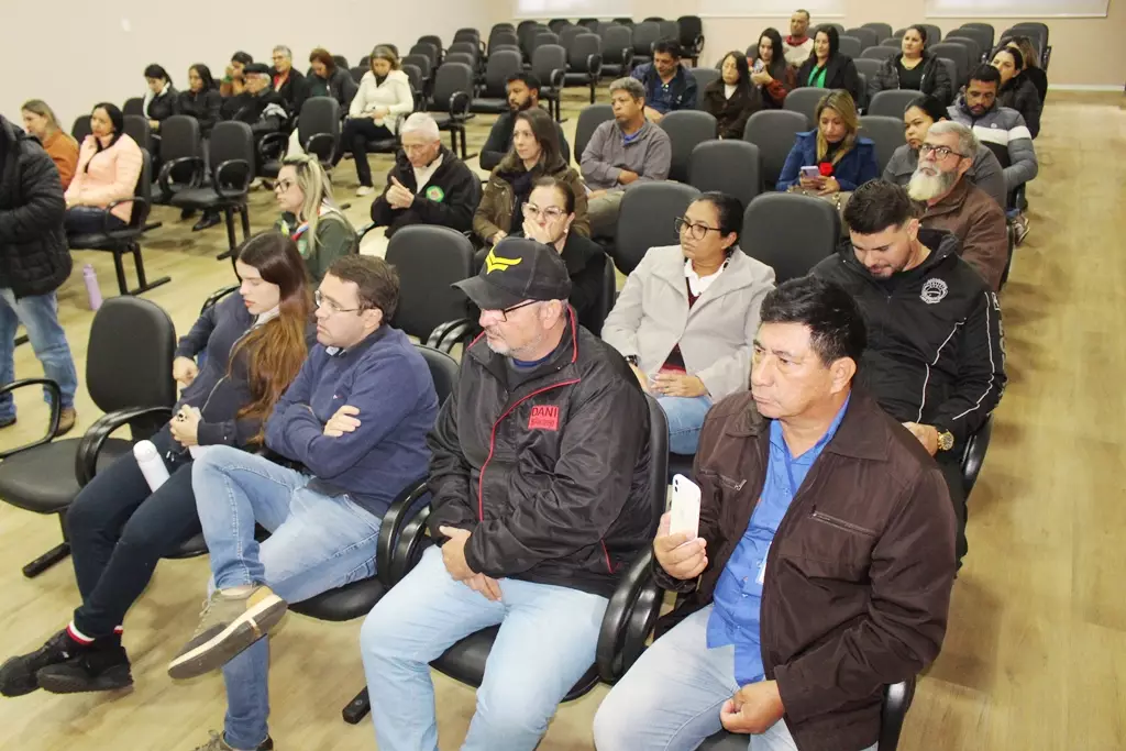 Reunião envolvendo Poder Público e sociedade discute segurança pública em Coronel Sapucaia