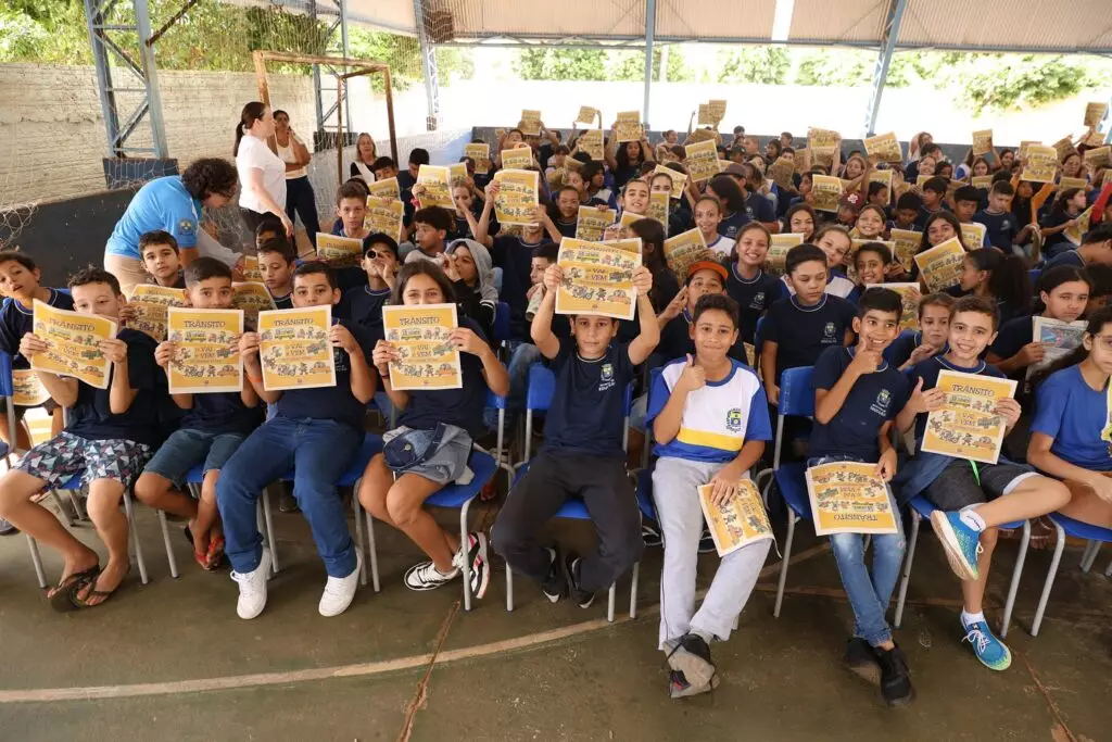 Maio Amarelo movimenta Eldorado com ações de conscientização no trânsito Maio Amarelo movimenta Eldorado com ações de conscientização no trânsito