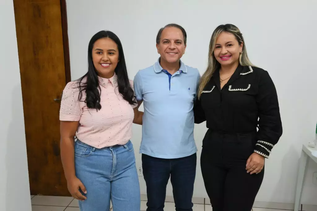Coronel David entrega R$ 50 mil para brinquedoteca da Casa de Acolhimento Infantil em Coronel Sapucaia