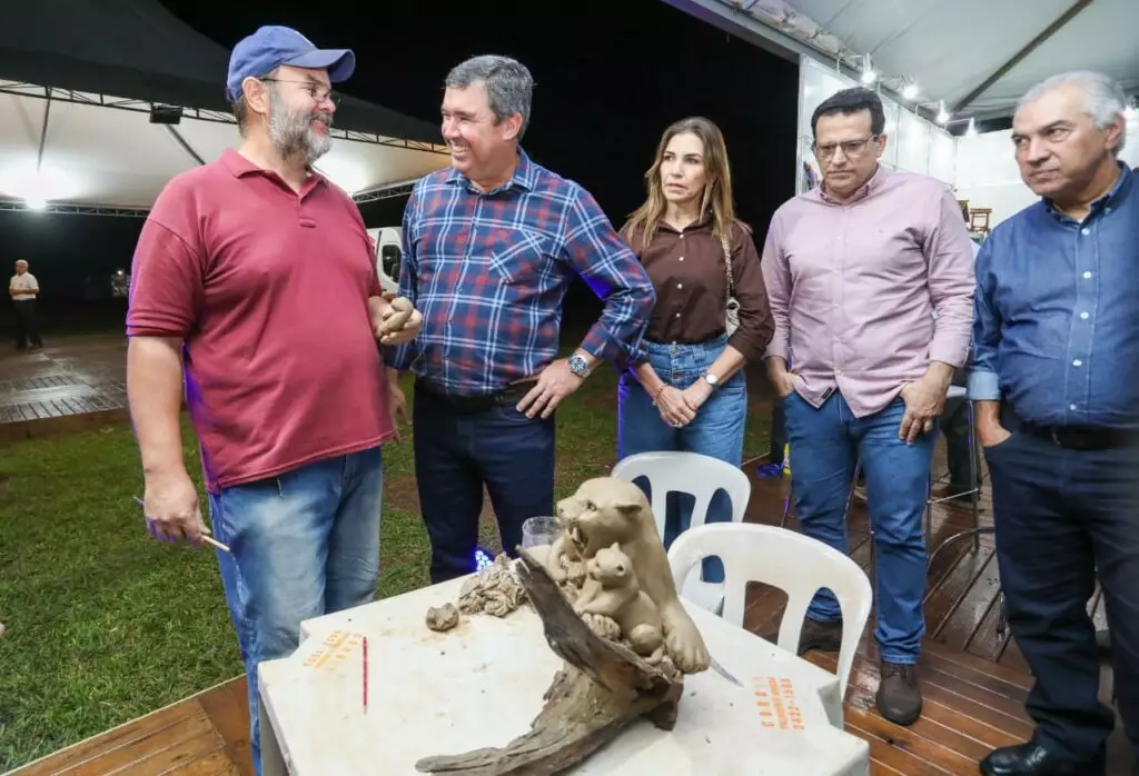 Com apoio do Governo, tradicional Festa da Linguiça movimenta turismo e valoriza cultura em Maracaju Com apoio do Governo, tradicional Festa da Linguiça movimenta turismo e valoriza cultura em Maracaju