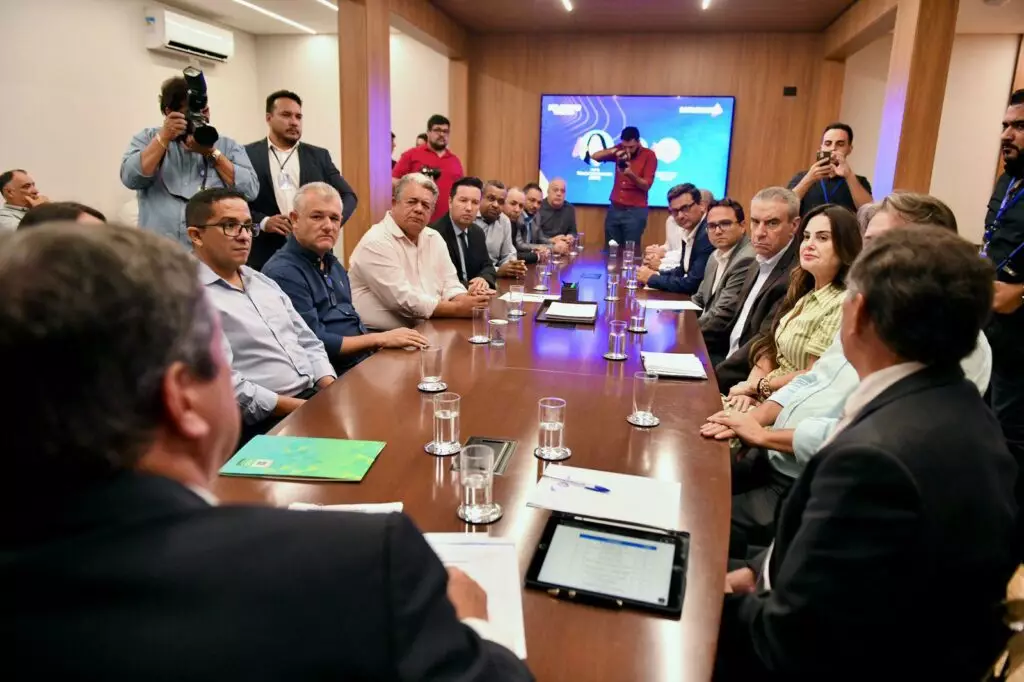 MS Ativo: Riedel, Paulo Corrêa e lideranças discutem investimentos para Jardim, Bodoquena e Bataguassu MS Ativo: Riedel, Paulo Corrêa e lideranças discutem investimentos para Jardim, Bodoquena e Bataguassu
