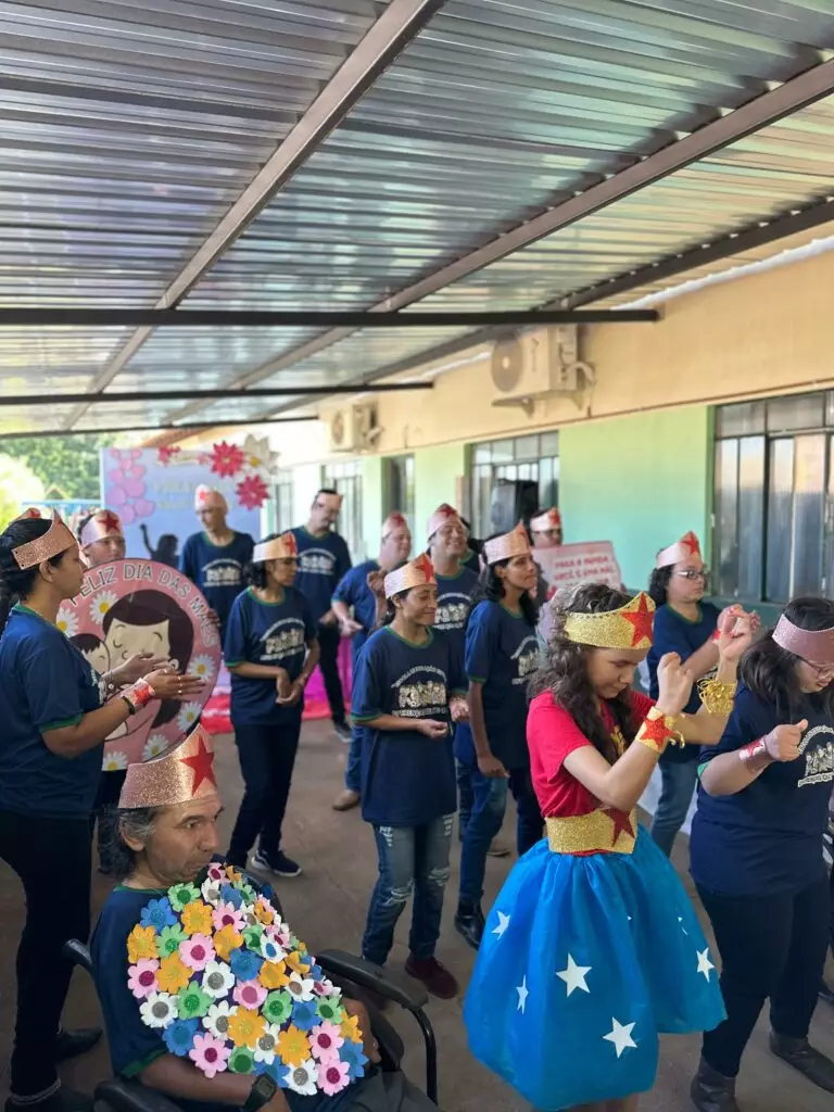 APAE de Paranhos realizou programação especial em homenagem ao Dia das Mães