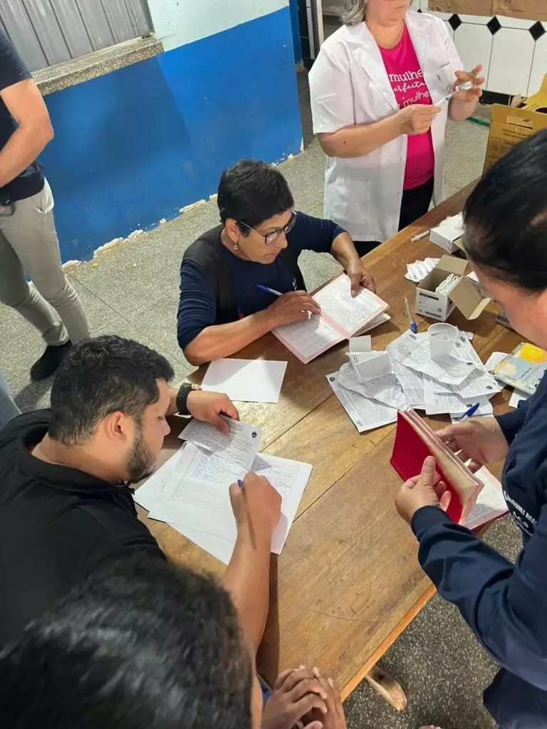 Prefeitura de Coronel Sapucaia realiza vacinação contra gripe em escolas municipais Prefeitura de Coronel Sapucaia realiza vacinação contra gripe em escolas municipais