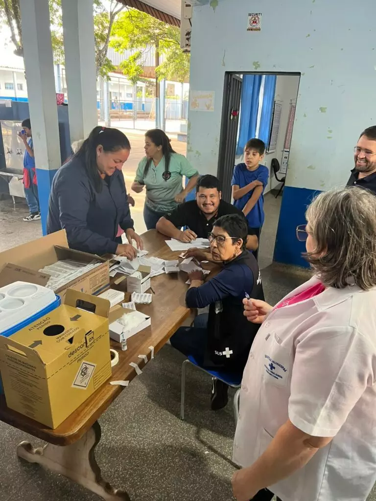 Prefeitura de Coronel Sapucaia realiza vacinação contra gripe em escolas municipais Prefeitura de Coronel Sapucaia realiza vacinação contra gripe em escolas municipais
