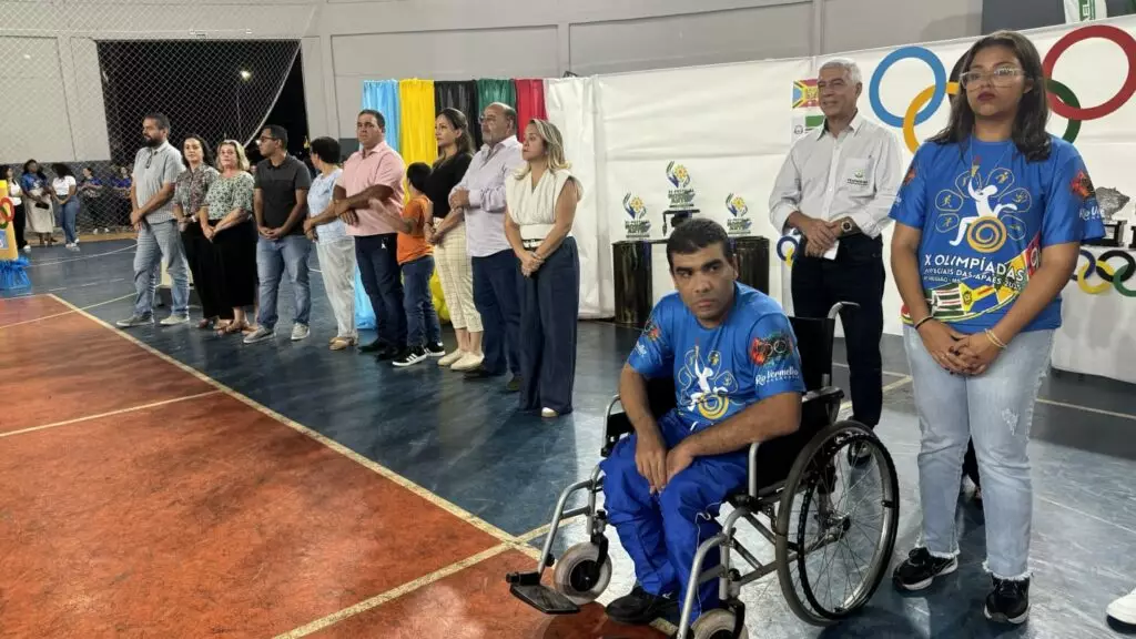 Lia Nogueira prestigia abertura das Olimpíadas das APAEs em Nova Andradina Lia Nogueira prestigia abertura das Olimpíadas das APAEs em Nova Andradina