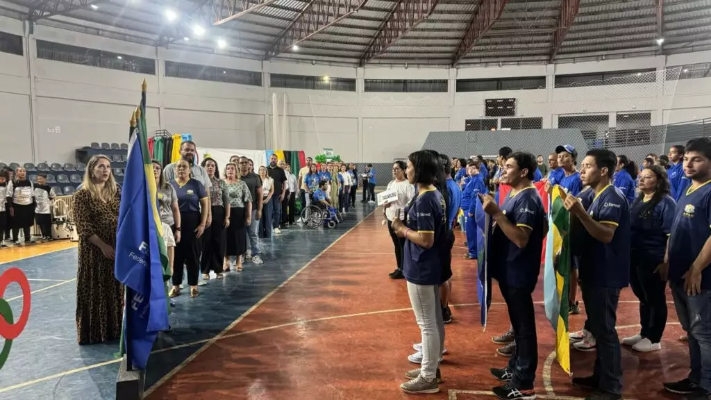 Lia Nogueira prestigia abertura das Olimpíadas das APAEs em Nova Andradina Lia Nogueira prestigia abertura das Olimpíadas das APAEs em Nova Andradina