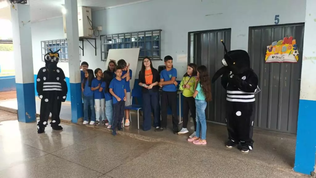 Escola Maurício Rodrigues de Paula recebeu palestra da Ação Saúde na Escola – Conscientização sobre a Dengue em Coronel Sapucaia Escola Maurício Rodrigues de Paula recebeu palestra da Ação Saúde na Escola – Conscientização sobre a Dengue em Coronel Sapucaia