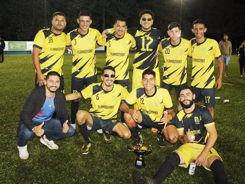 Fazenda Flamboyant faz 2x1 na final e é campeã da 20ª Copa Ouro AABB de Suíço em Amambai Fazenda Flamboyant faz 2x1 na final e é campeã da 20ª Copa Ouro AABB de Suíço em Amambai