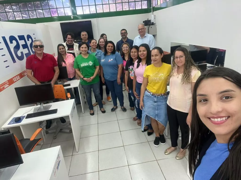 Coronel Sapucaia reinaugura Biblioteca Sesi com presença de autoridades locais e representantes do setor educacional