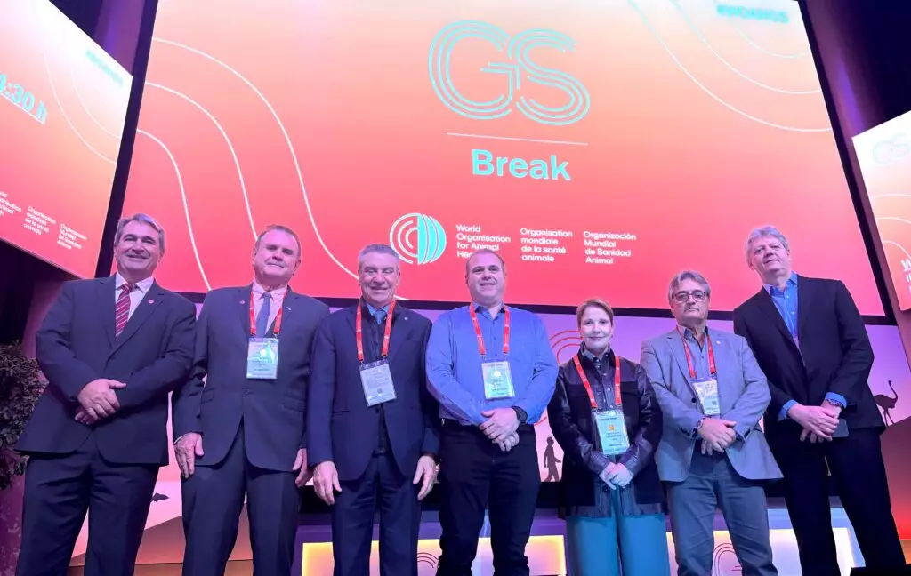 “Nossa carne é a melhor do mundo”, celebra Paulo Corrêa na Assembleia Geral da OMSA, em Paris “Nossa carne é a melhor do mundo”, celebra Paulo Corrêa na Assembleia Geral da OMSA, em Paris