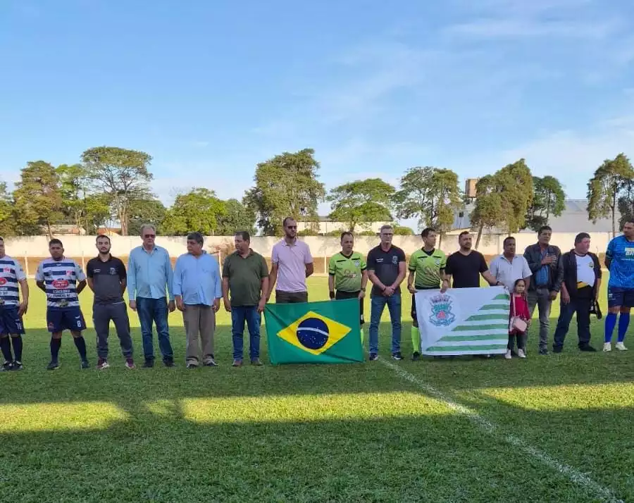 Auto Posto Tacuru e Los Hermanos são os campeões da Copa Verão de Futebol Suíço em Sete Quedas Auto Posto Tacuru e Los Hermanos são os campeões da Copa Verão de Futebol Suíço em Sete Quedas