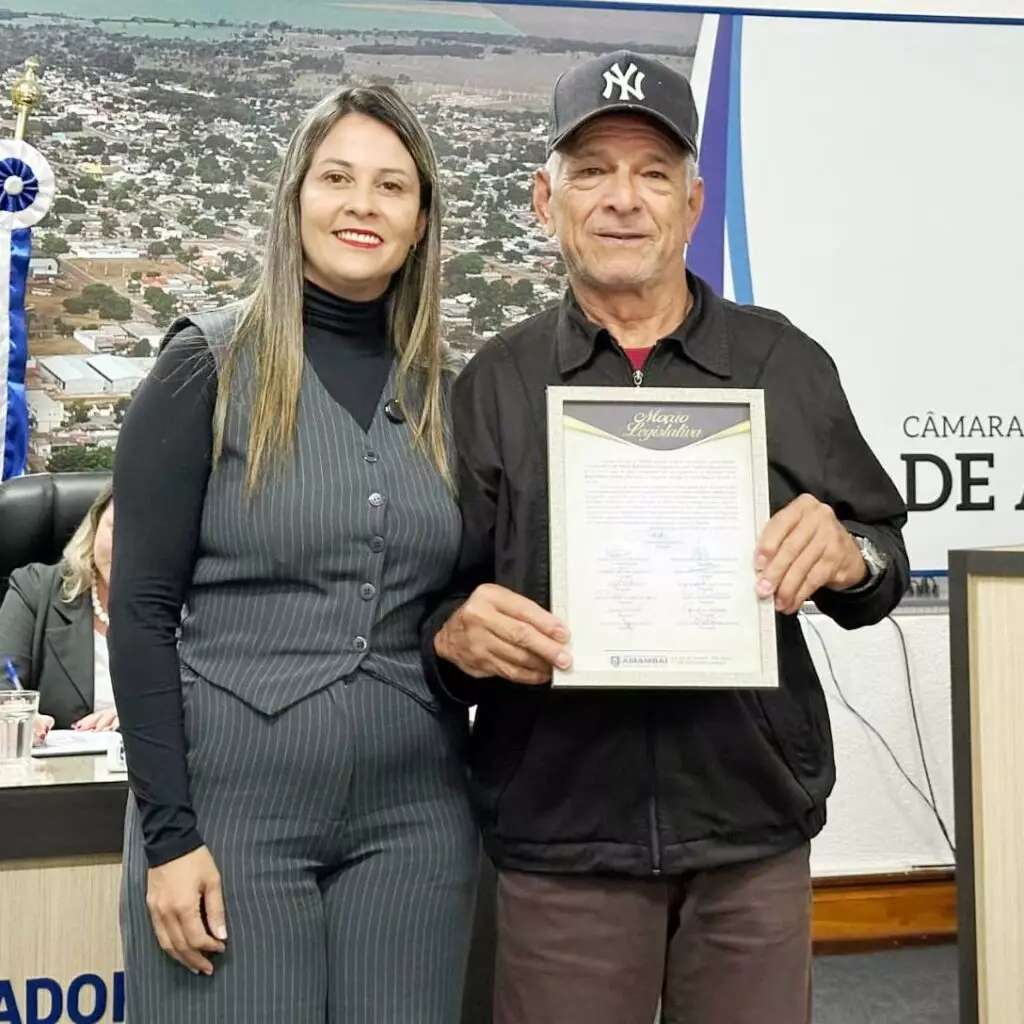 Por indicação de Lígia Borges, criadores do Intervilas de Suíço são homenageados pela Câmara em Amambai Por indicação de Lígia Borges, criadores do Intervilas de Suíço são homenageados pela Câmara em Amambai