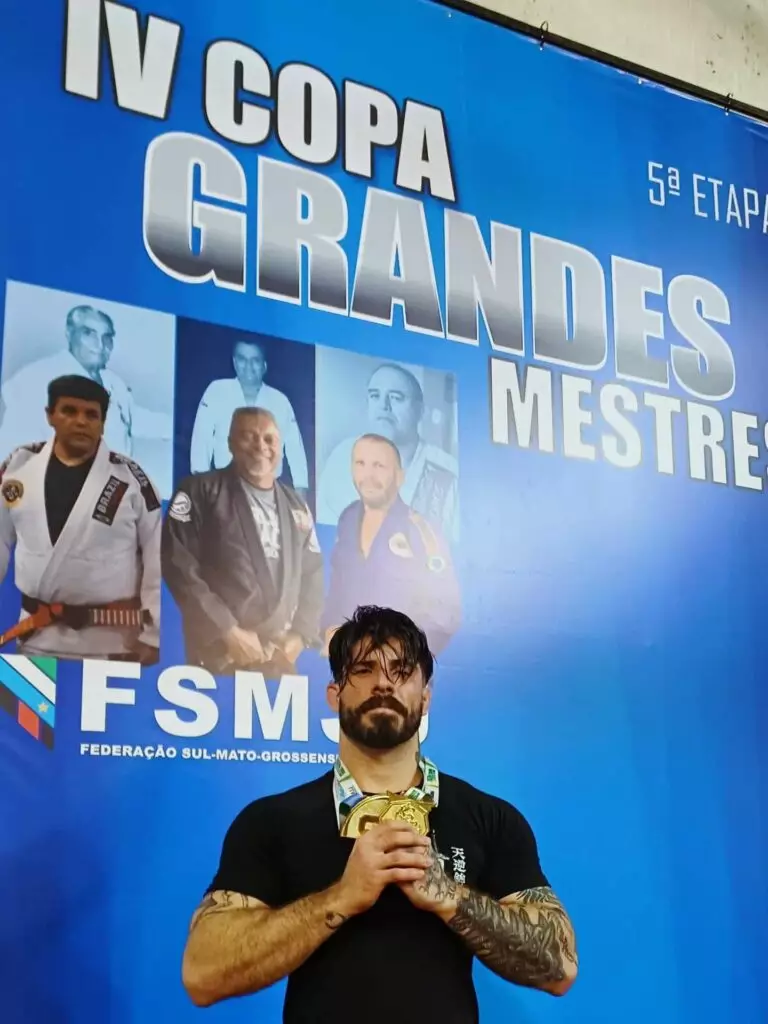 Lutador de Amambai é campeão de Jiu-Jitsu em Campo Grande Lutador de Amambai é campeão de Jiu-Jitsu em Campo Grande