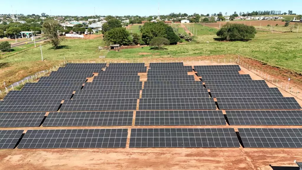 Usina Fotovoltaica de Itaquiraí entra em funcionamento trazendo economia e sustentabilidade Usina Fotovoltaica de Itaquiraí entra em funcionamento trazendo economia e sustentabilidade