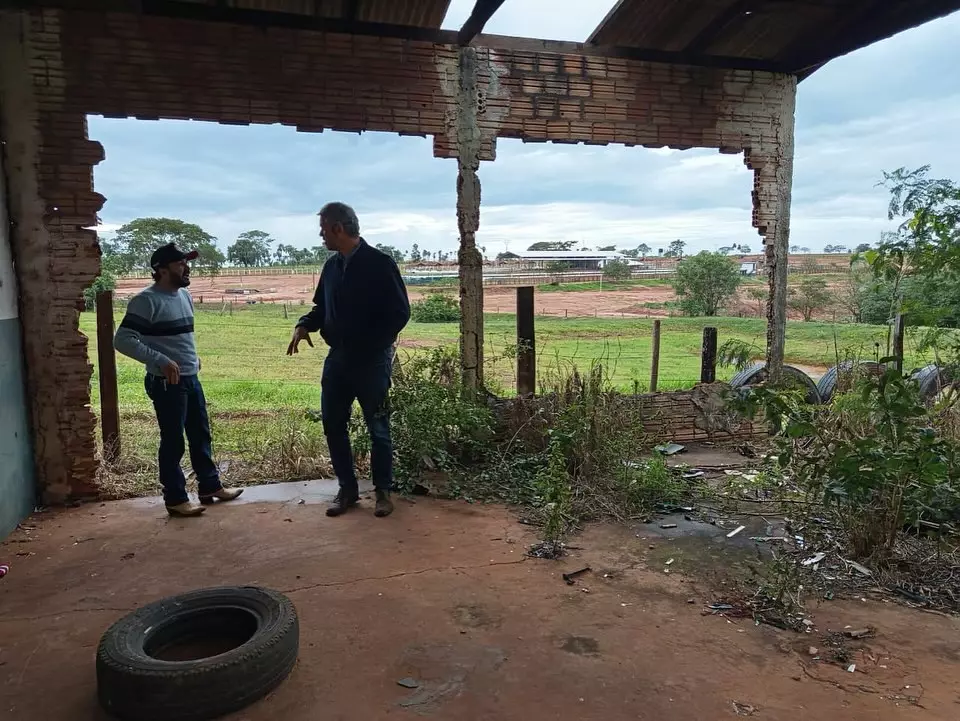 Tacuru acompanha processo de doação de imóveis da União para fins públicos