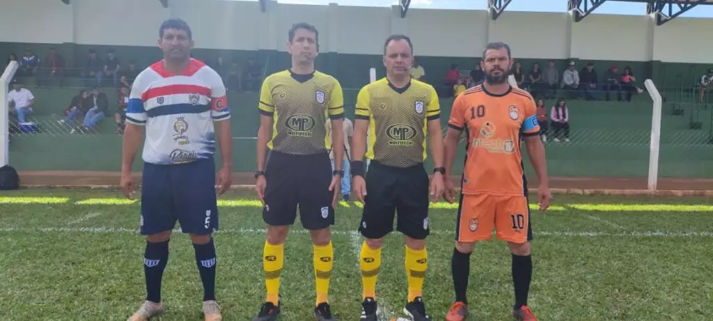 Auto Posto Tacuru e Los Hermanos são os campeões da Copa Verão de Futebol Suíço em Sete Quedas Auto Posto Tacuru e Los Hermanos são os campeões da Copa Verão de Futebol Suíço em Sete Quedas