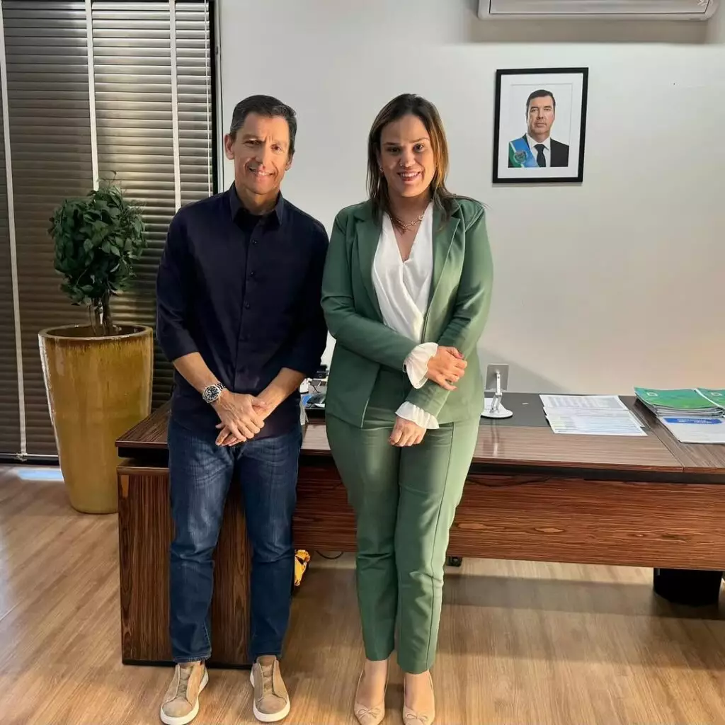 Cel. Sapucaia: Pavimentação asfáltica e saneamento são pautas da prefeita Niágara Kraievski em Campo Grande Cel. Sapucaia: Pavimentação asfáltica e saneamento são pautas da prefeita Niágara Kraievski em Campo Grande