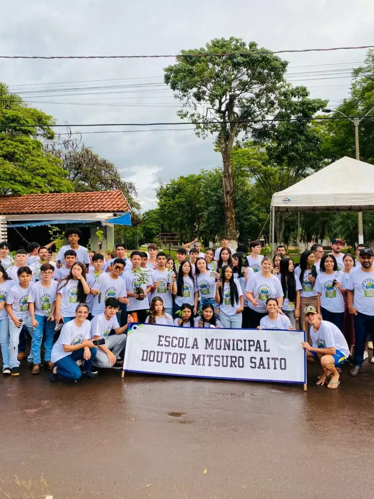 Paranhos: Autoridades municipais participam de mobilização em prol da preservação do meio ambiente Paranhos: Autoridades municipais participam de mobilização em prol da preservação do meio ambiente