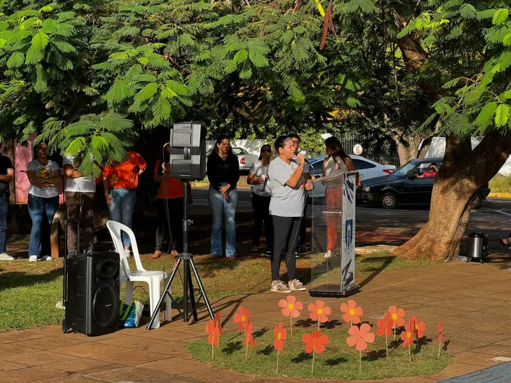 Amambai se une em Caminhada do Maio Laranja e diz não ao abuso infantil