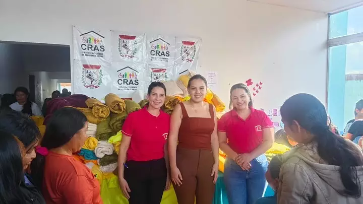 Prefeitura de Coronel Sapucaia, por meio do CRAS, realiza a doação de 1.250 cobertores diante da previsão de frio intenso Prefeitura de Coronel Sapucaia, por meio do CRAS, realiza a doação de 1.250 cobertores diante da previsão de frio intenso