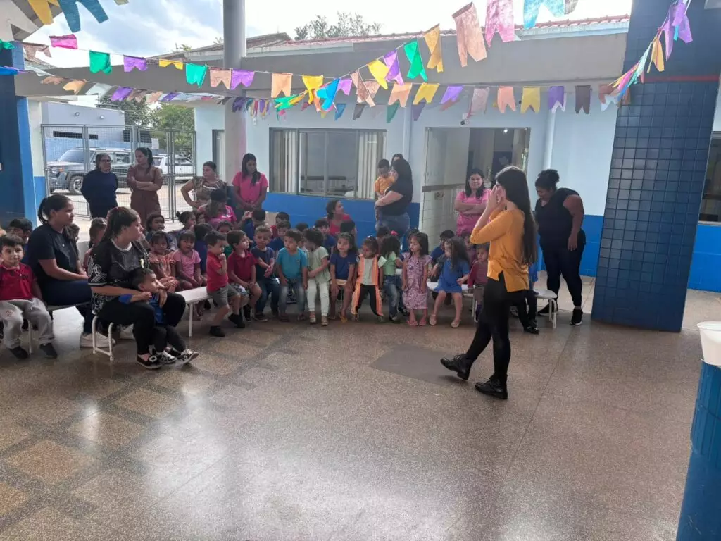 Prefeitura de Coronel Sapucaia promove palestras em escolas sobre Saúde Ambiental para Crianças Prefeitura de Coronel Sapucaia promove palestras em escolas sobre Saúde Ambiental para Crianças