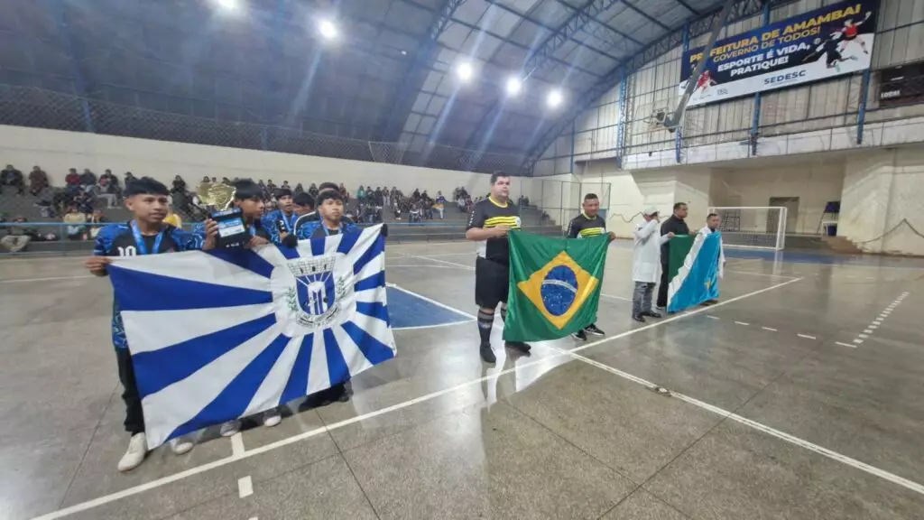 Emoção e gols marcam a abertura da Copa Cidade de Futsal em Amambai Emoção e gols marcam a abertura da Copa Cidade de Futsal em Amambai