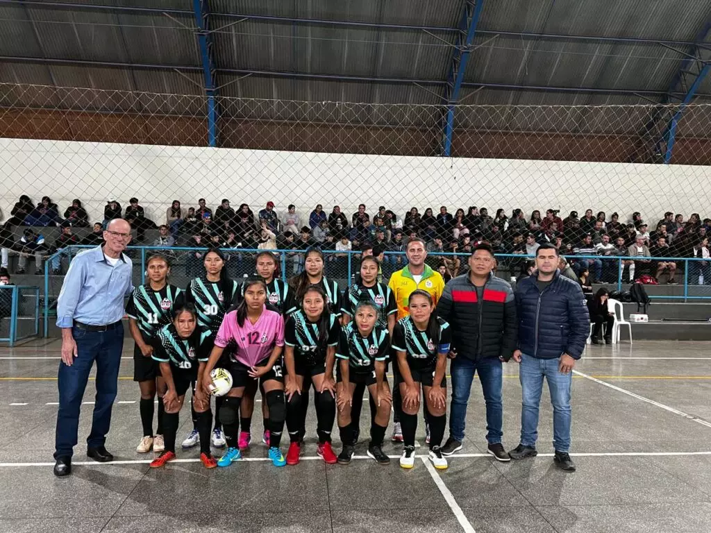 Emoção e gols marcam a abertura da Copa Cidade de Futsal em Amambai Emoção e gols marcam a abertura da Copa Cidade de Futsal em Amambai