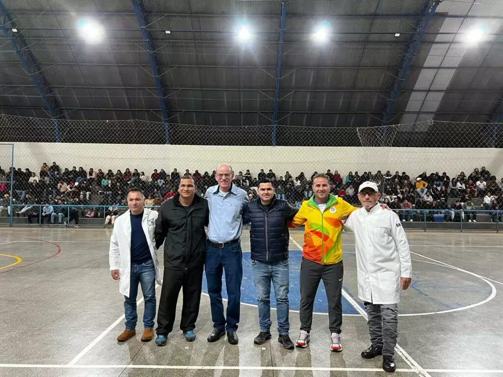 Emoção e gols marcam a abertura da Copa Cidade de Futsal em Amambai Emoção e gols marcam a abertura da Copa Cidade de Futsal em Amambai
