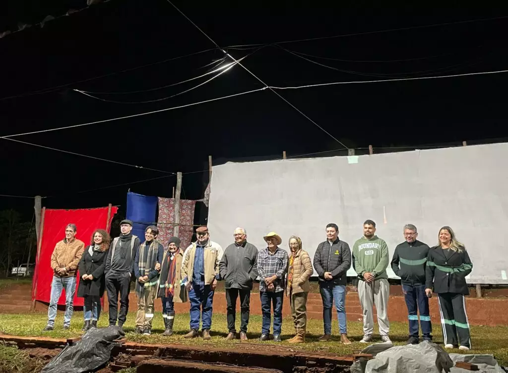 Vereadora Suzana Ulisses propõe edição da Feira Fronteira Criativa em Amambai e avança com pautas sobre juventude, cultura e esporte Vereadora Suzana Ulisses propõe edição da Feira Fronteira Criativa em Amambai e avança com pautas sobre juventude, cultura e esporte