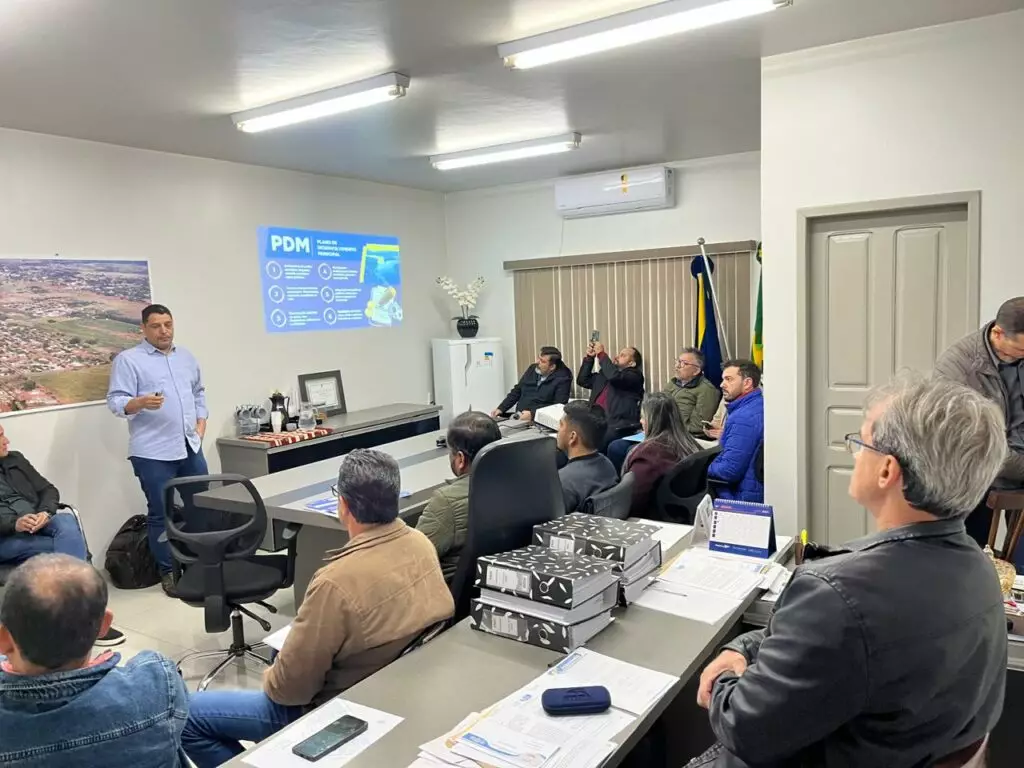 Paranhos integra novo ciclo do Programa Cidade Empreendedora em parceria com o Sebrae/MS Paranhos integra novo ciclo do Programa Cidade Empreendedora em parceria com o Sebrae/MS