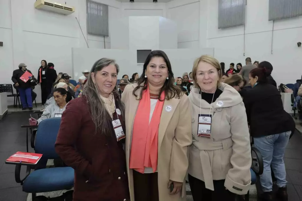 Representantes da Assistência Social de Iguatemi participam da 1ª Conferência Intermunicipal dos Direitos da Pessoa Idosa, em Naviraí Representantes da Assistência Social de Iguatemi participam da 1ª Conferência Intermunicipal dos Direitos da Pessoa Idosa, em Naviraí