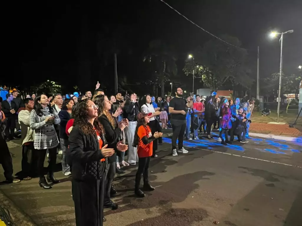 Fé e louvor marcam a 25ª Marcha para Jesus em Amambai Fé e louvor marcam a 25ª Marcha para Jesus em Amambai