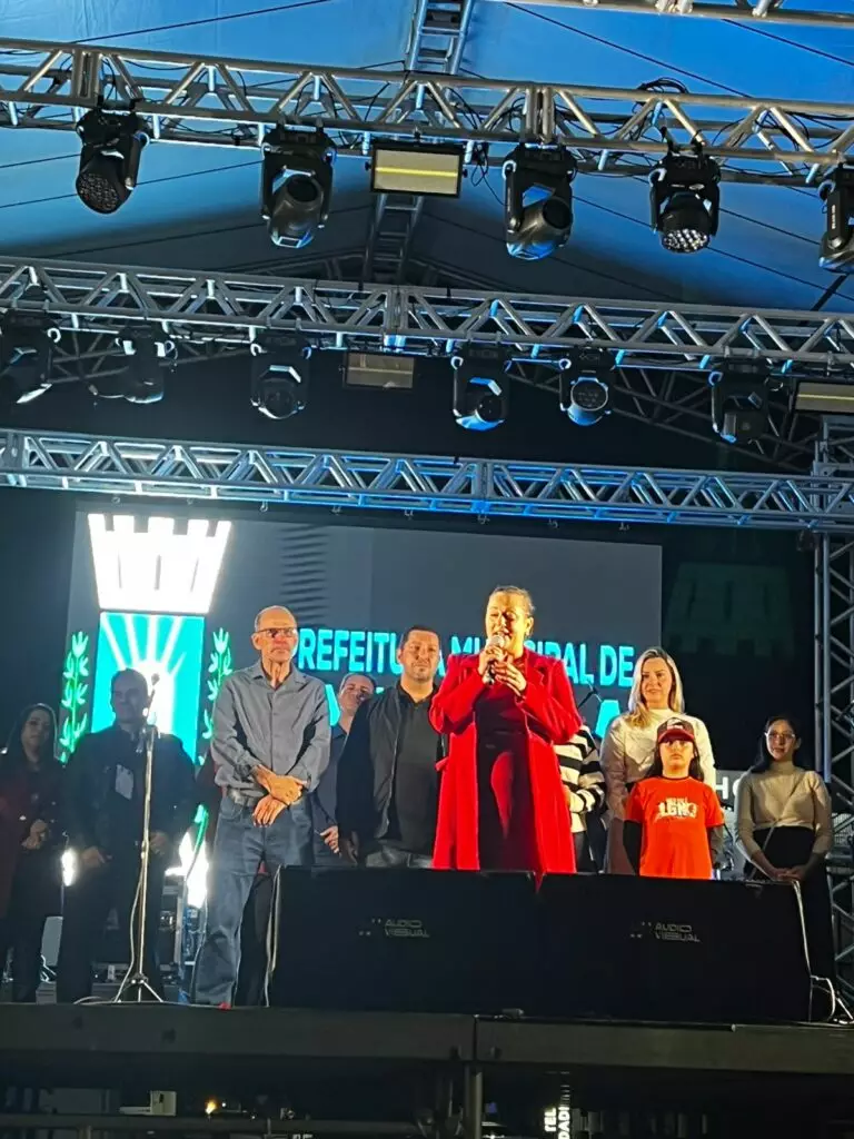 Fé e louvor marcam a 25ª Marcha para Jesus em Amambai Fé e louvor marcam a 25ª Marcha para Jesus em Amambai