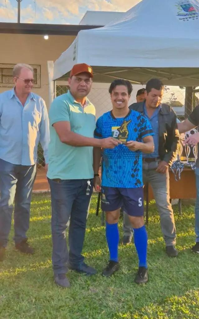 Auto Posto Tacuru e Los Hermanos são os campeões da Copa Verão de Futebol Suíço em Sete Quedas Auto Posto Tacuru e Los Hermanos são os campeões da Copa Verão de Futebol Suíço em Sete Quedas