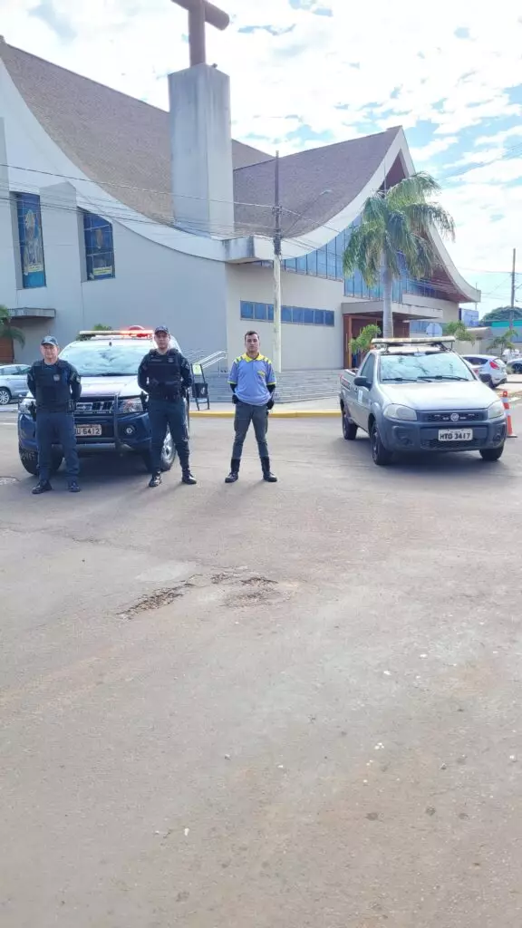 Polícia Militar da 3ª CIPM e DETRAT Realizam Ação Conjunta Durante Celebração de Corpus Christi em Amambai Polícia Militar da 3ª CIPM e DETRAT Realizam Ação Conjunta Durante Celebração de Corpus Christi em Amambai