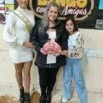 Bingo das Amigas reúne mais de 100 mulheres em tarde divertida na AAMIR