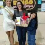 Bingo das Amigas reúne mais de 100 mulheres em tarde divertida na AAMIR