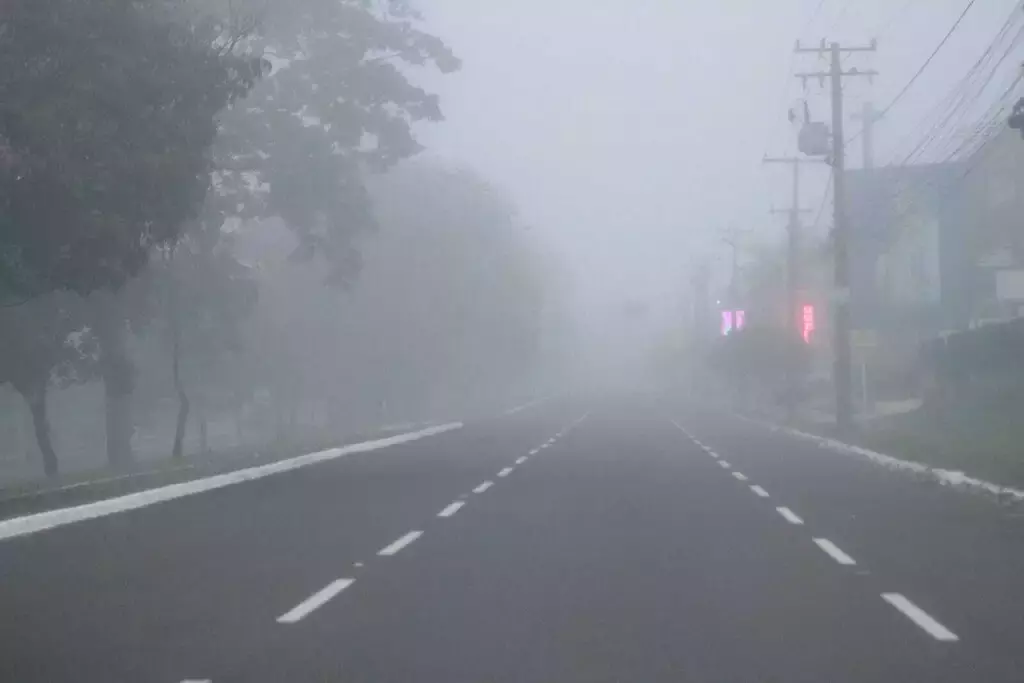 Nevoeiro encobre fronteira nesta sexta-feira e temperatura cai para 13°C Nevoeiro encobre fronteira nesta sexta-feira e temperatura cai para 13°C